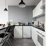 Superapart Saska 66 דירה *